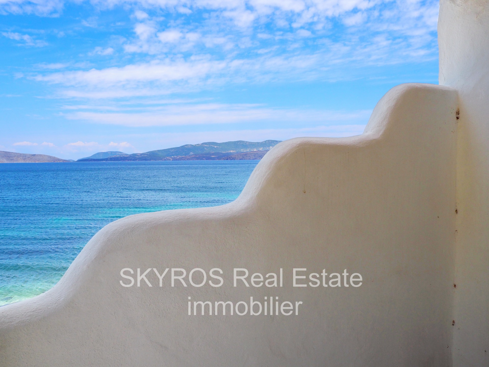 120m2 magical Turquoise SKYROS real estate immobilier