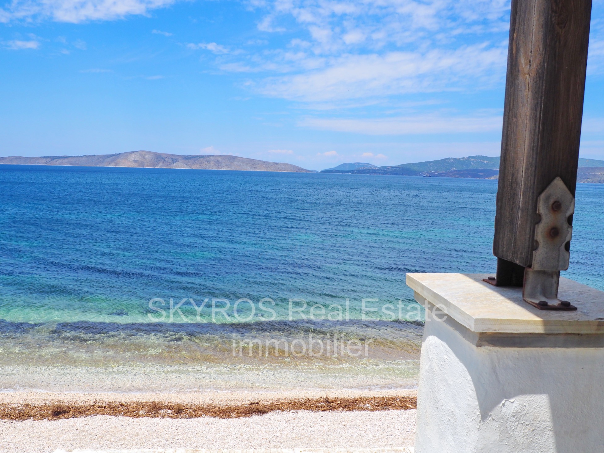 120m2 magical Turquoise SKYROS real estate immobilier